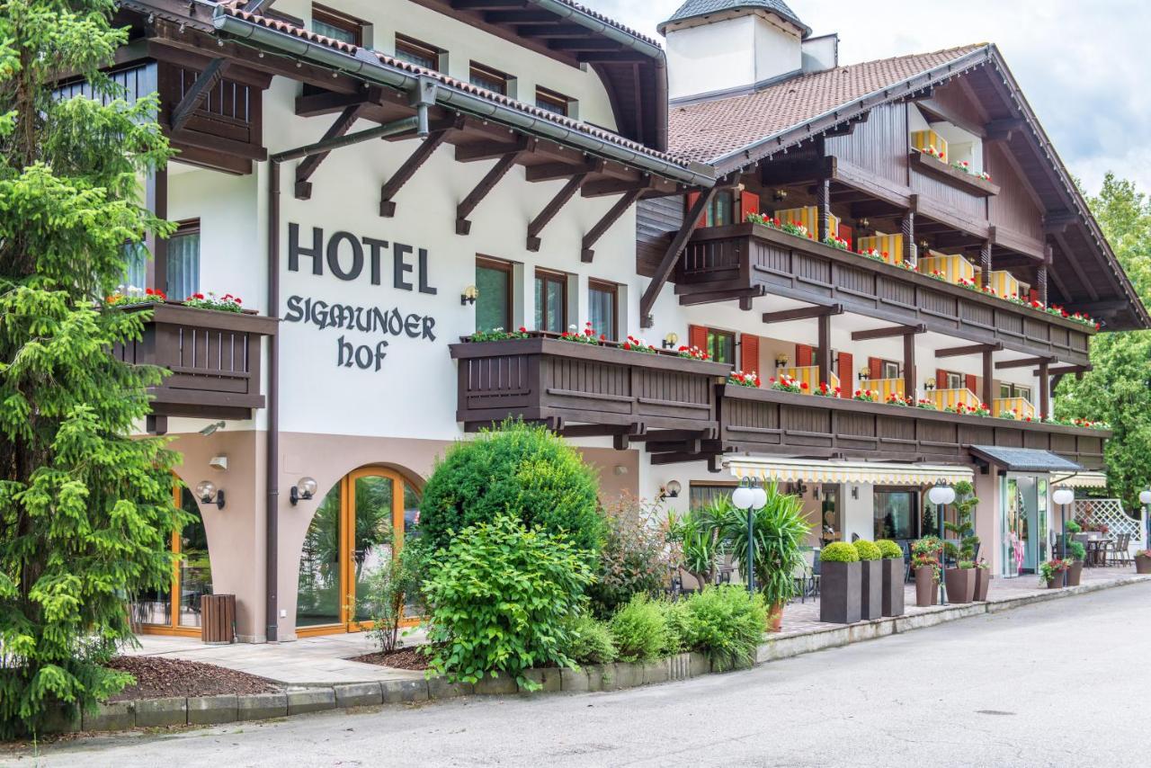 Hotel Sigmunderhof Chienes Bagian luar foto